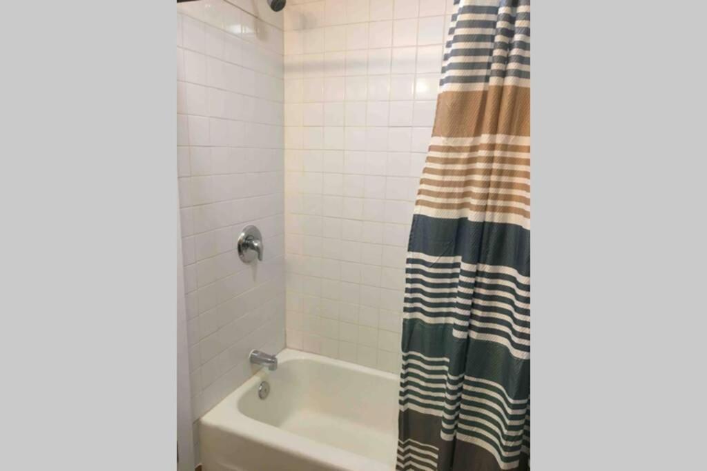 Just Like Being At Home- Newly Renovated Unit North Troy Exteriör bild