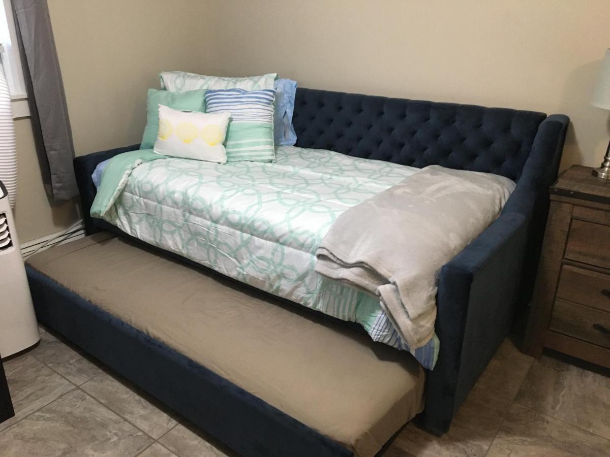 Just Like Being At Home- Newly Renovated Unit North Troy Exteriör bild