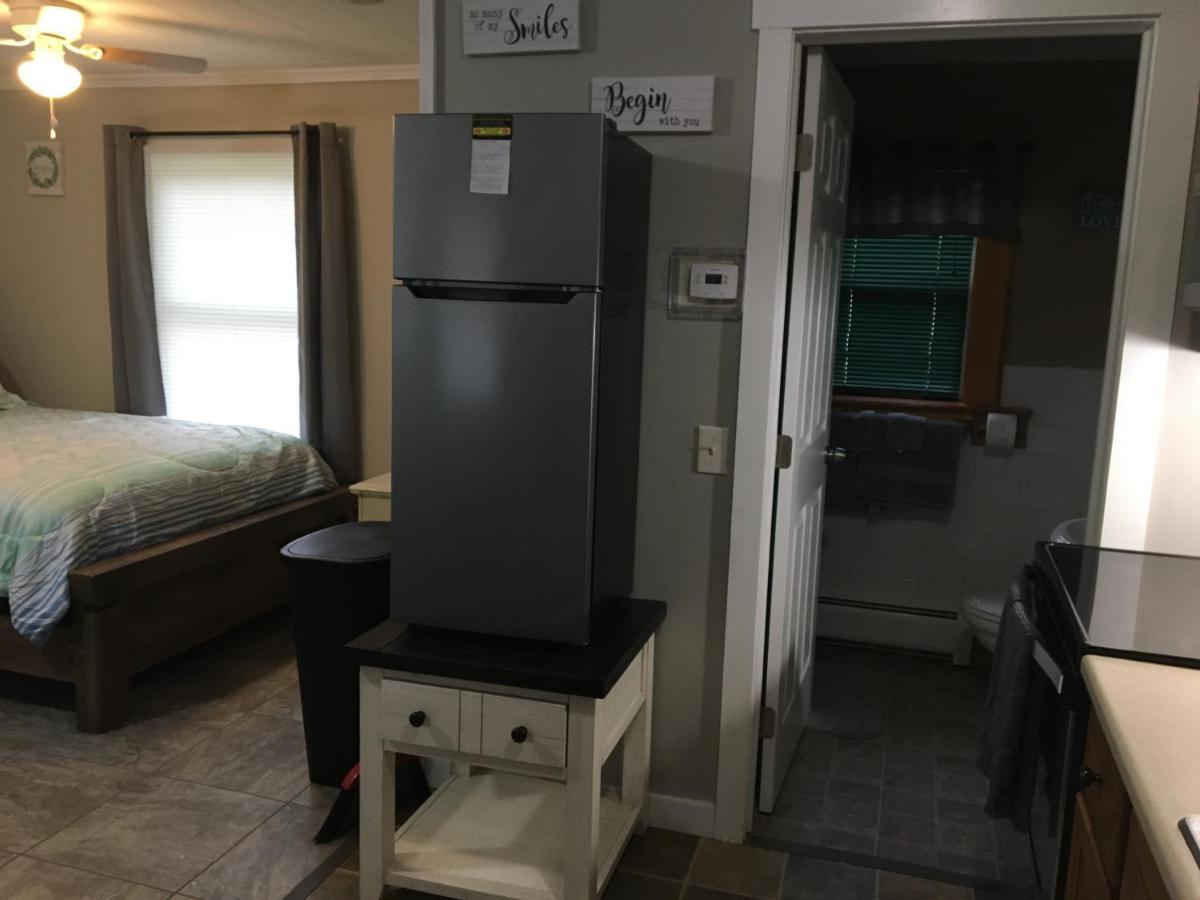 Just Like Being At Home- Newly Renovated Unit North Troy Exteriör bild